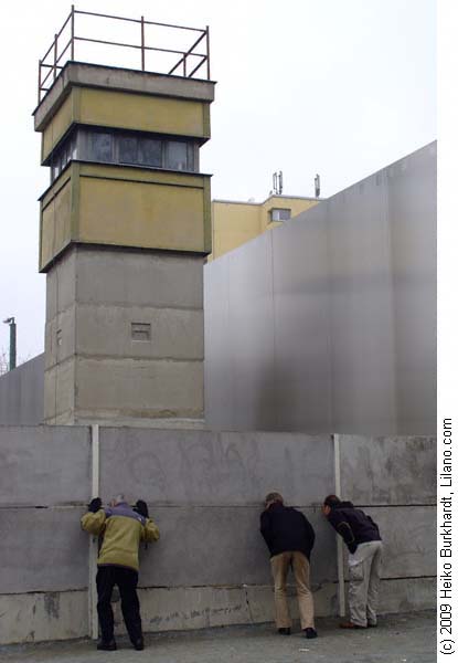 Vagttårn i Bernauer Strasse, der idag er hjemsted for Berlins officielle mindesmærke for murens historie.
